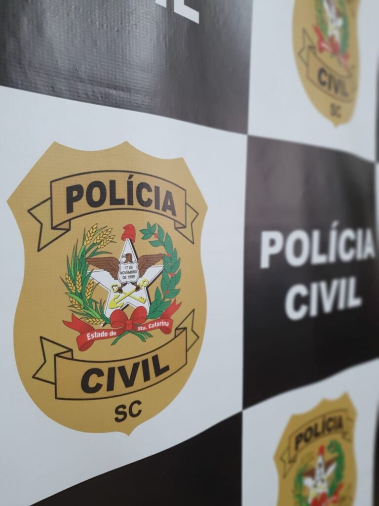 Banner da Polícia Civil de Santa Catarina.